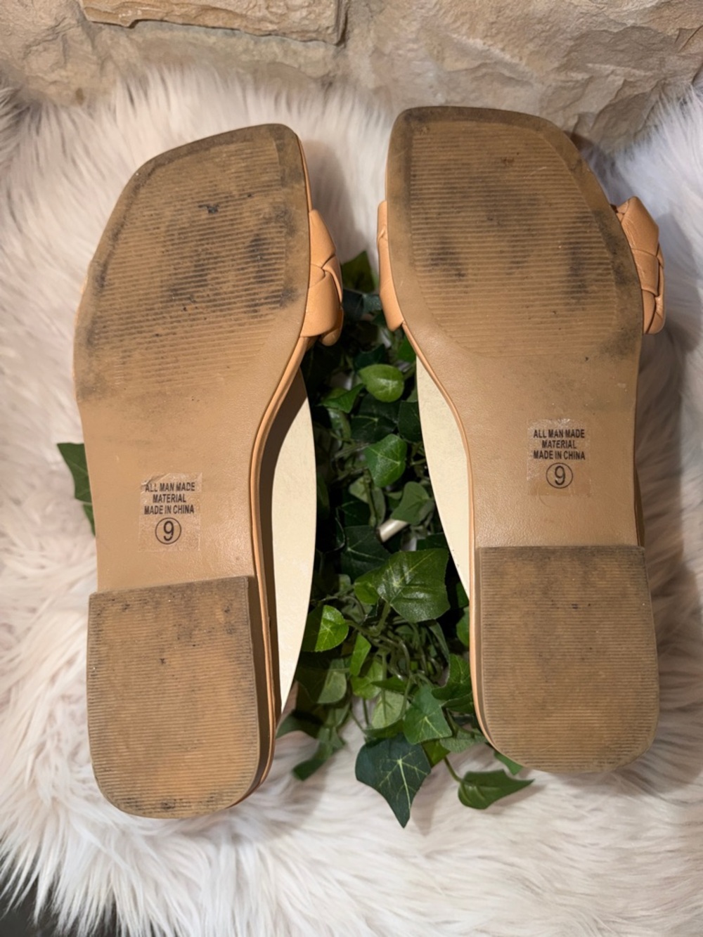 Soda Braided Puff Tan Flat Sandals w/Box - Size 9M - Picture 7 of 8